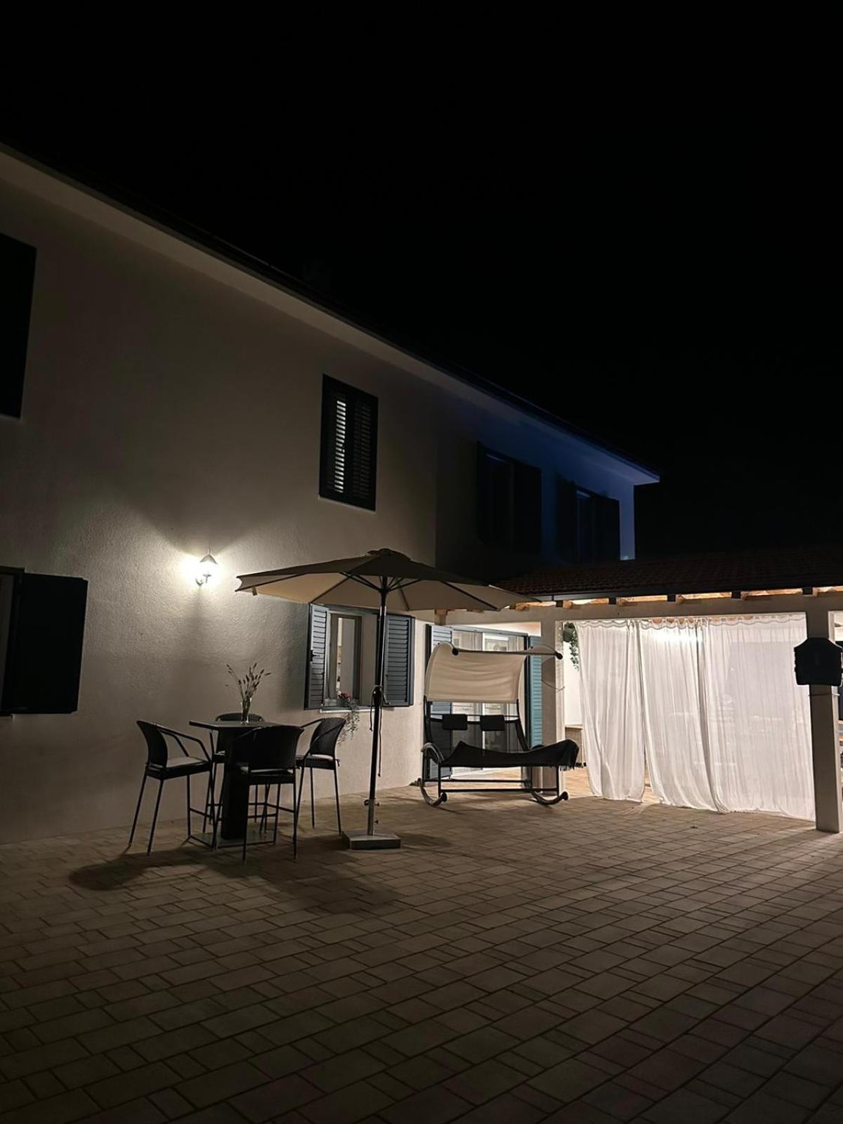 Holiday Home Calma イモツキ エクステリア 写真